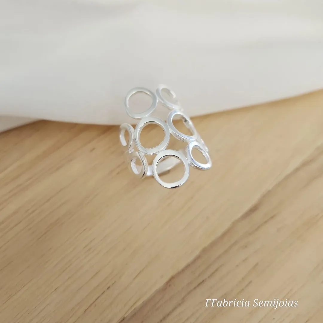 ANEL PRATA 925 COM FORMAS GEOMETRICAS DE CIRCULO