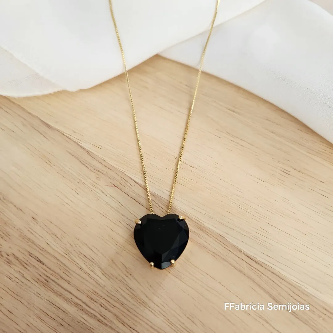 COLAR VENEZIANA CORAÇÃO PEDRA PRETA 45 +5 CM