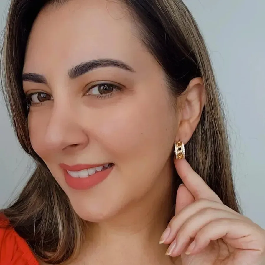 ARGOLINHA CORRENTE CRAVEJADA EM MICROZIRCÔNIAS CRISTAL
