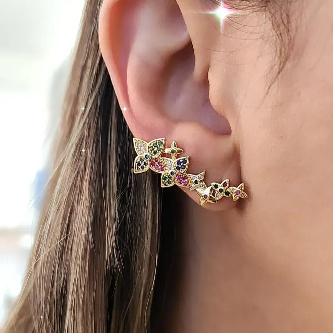 BRINCO EAR CUFF FLORES CRAVEJADO COM MICROZIRÔNIAS COLORIDAS