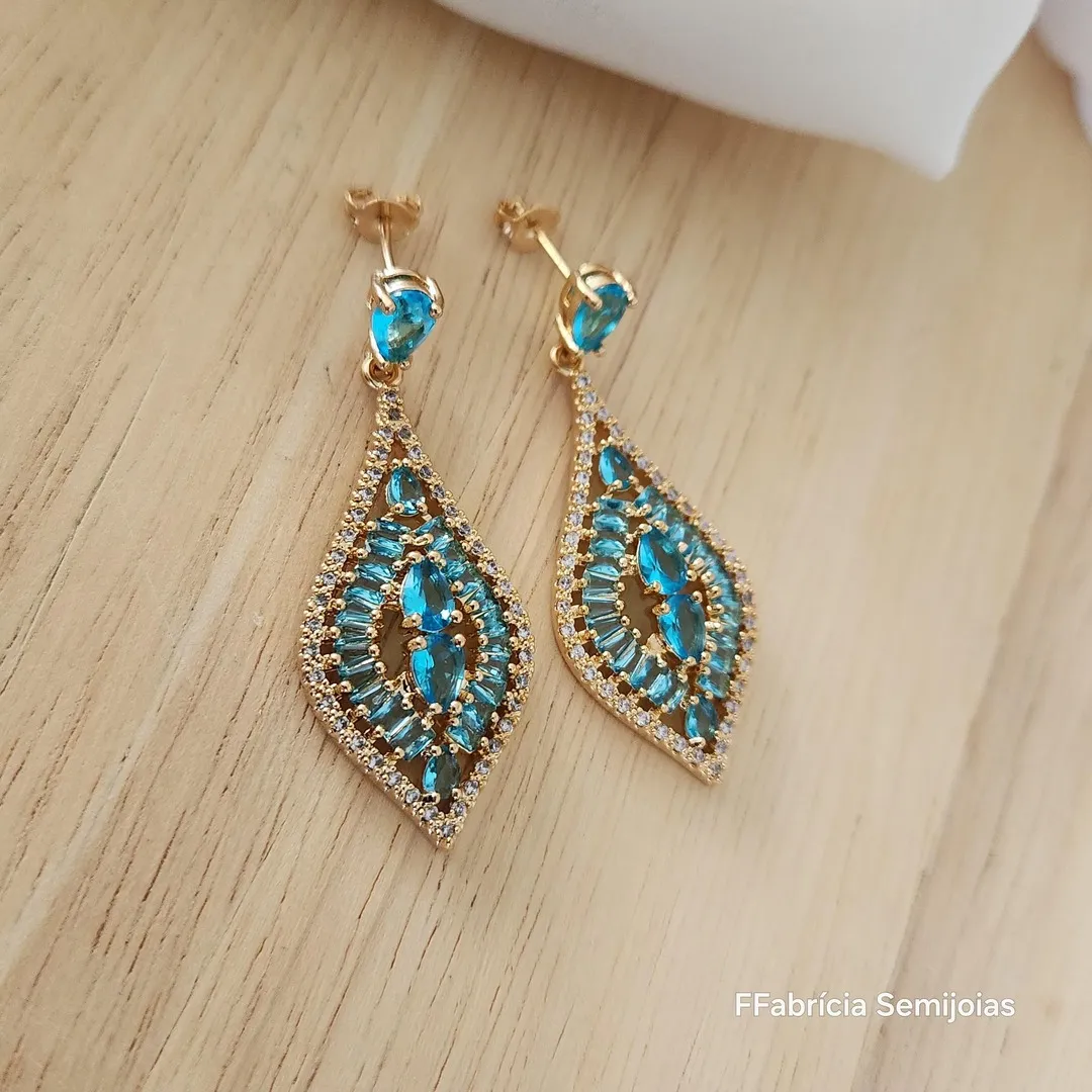 BRINCO GOTA ZIRCÔNIA NAVETE ÁGUA MARINHA E MICROZIRCÔNIAS CRISTAL