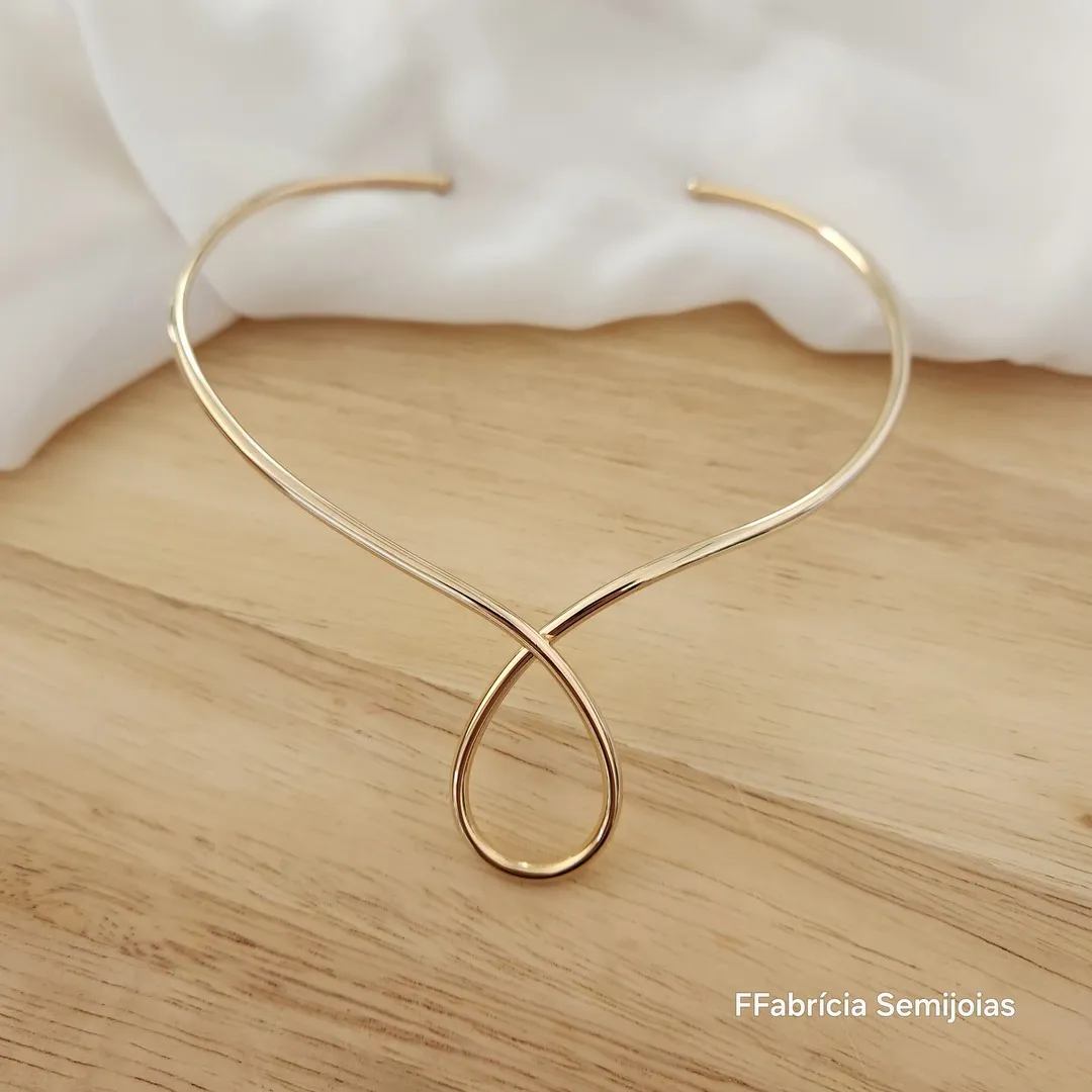 COLAR GARGANTINHA CHOKER GOTA