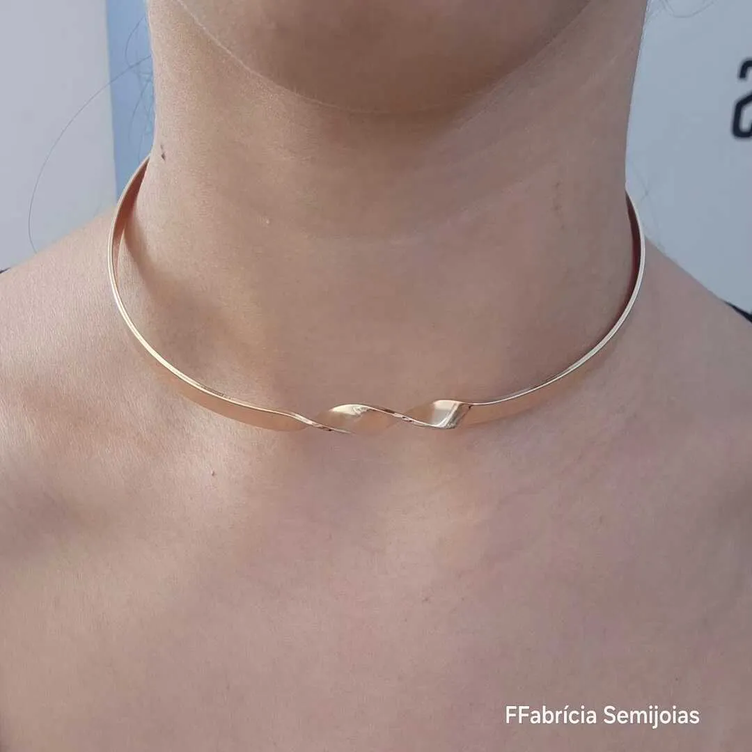 COLAR GARGANTINHA CHOKER ARO TORCIDO