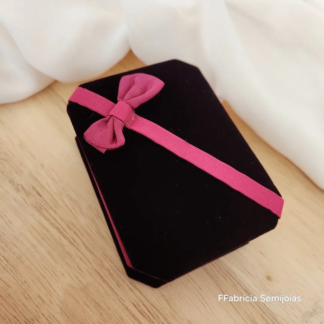 PORTA JOIAS VELUDO VINHO 10X7,5CM
