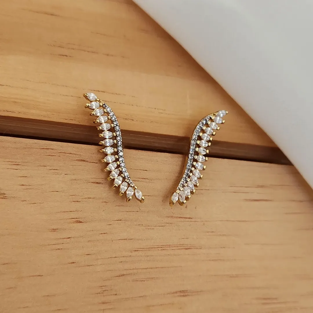 EAR CUFF DOURADO ZIRCÔNIAS CRISTAL