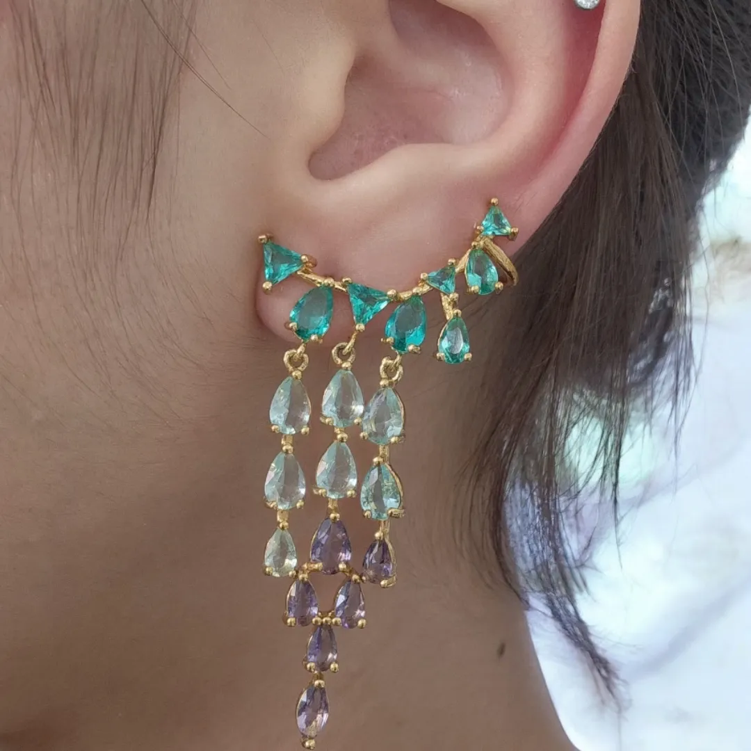 EAR CUFF DOURADO ZIRCÔNIAS MULTICOLORIDAS