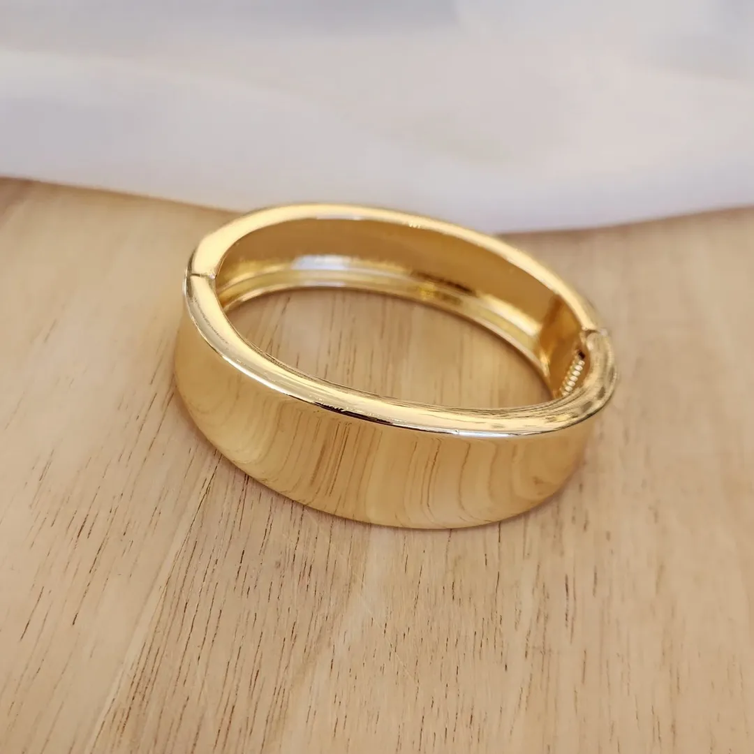 BRACELETE DOURADO GROSSO