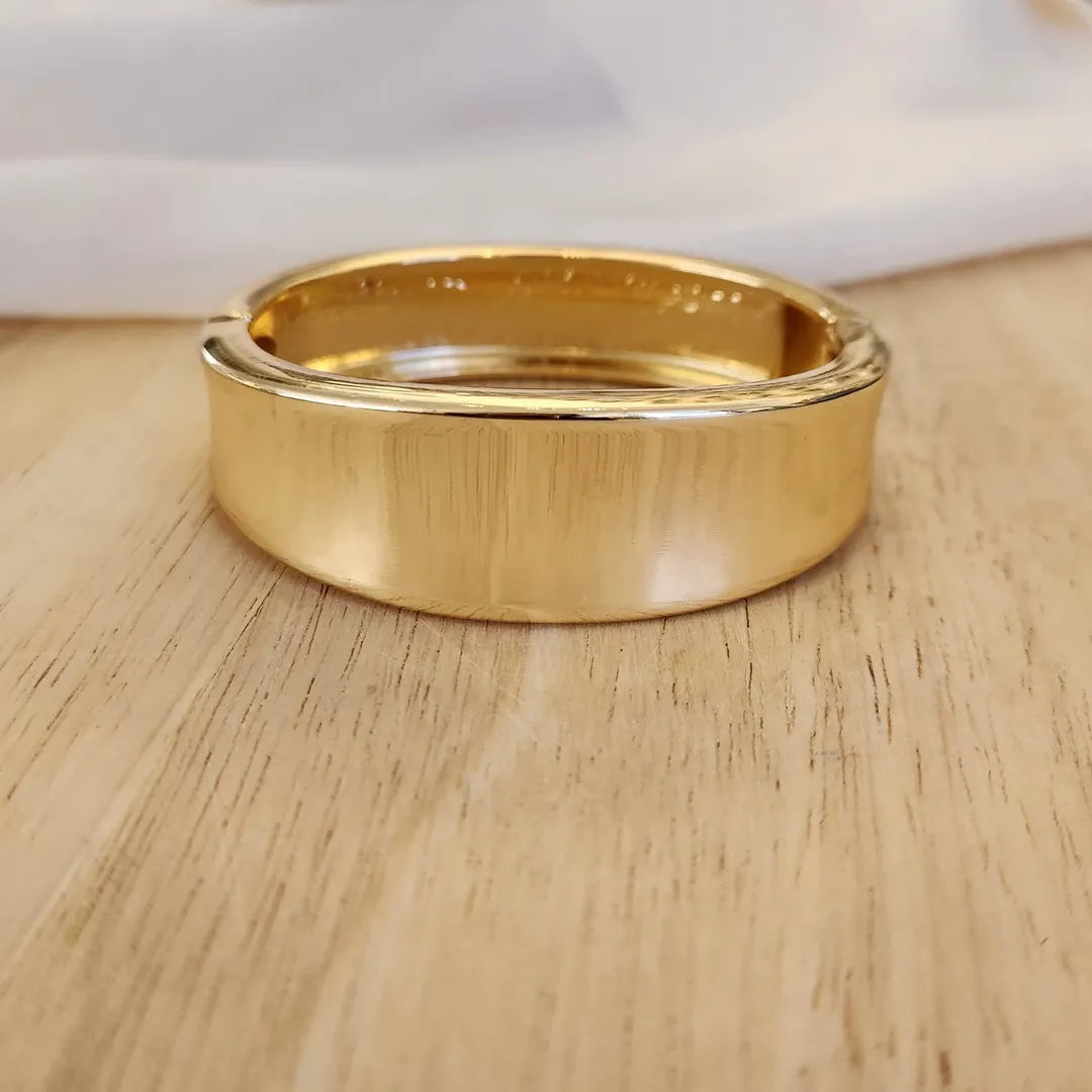 BRACELETE DOURADO GROSSO