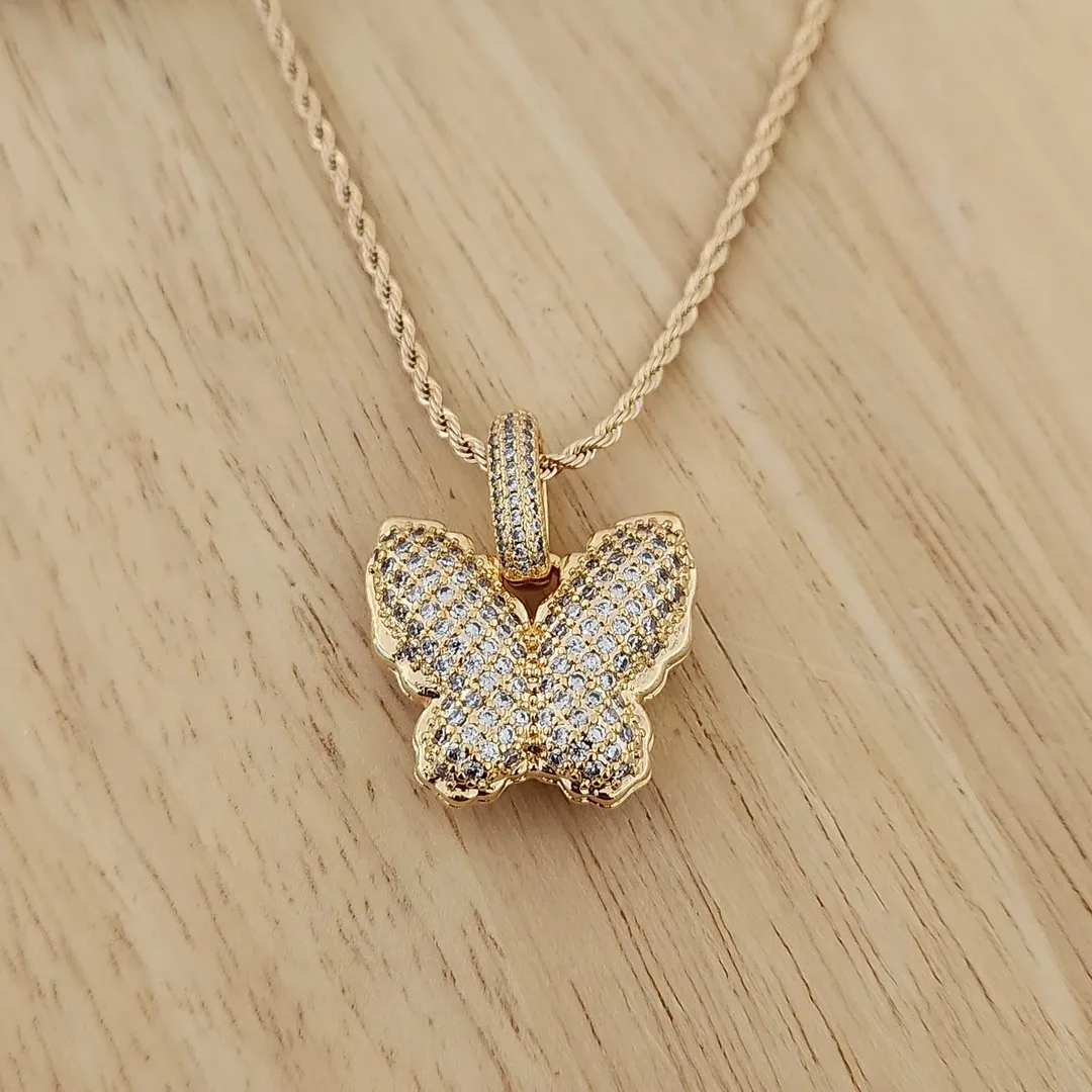 COLAR CHOKER CORRENTE BAIANA 30+10CM COM PINGENTE BORBOLETA CRAVEJADO EM MICROZIRCÔNIAS CRISTAL