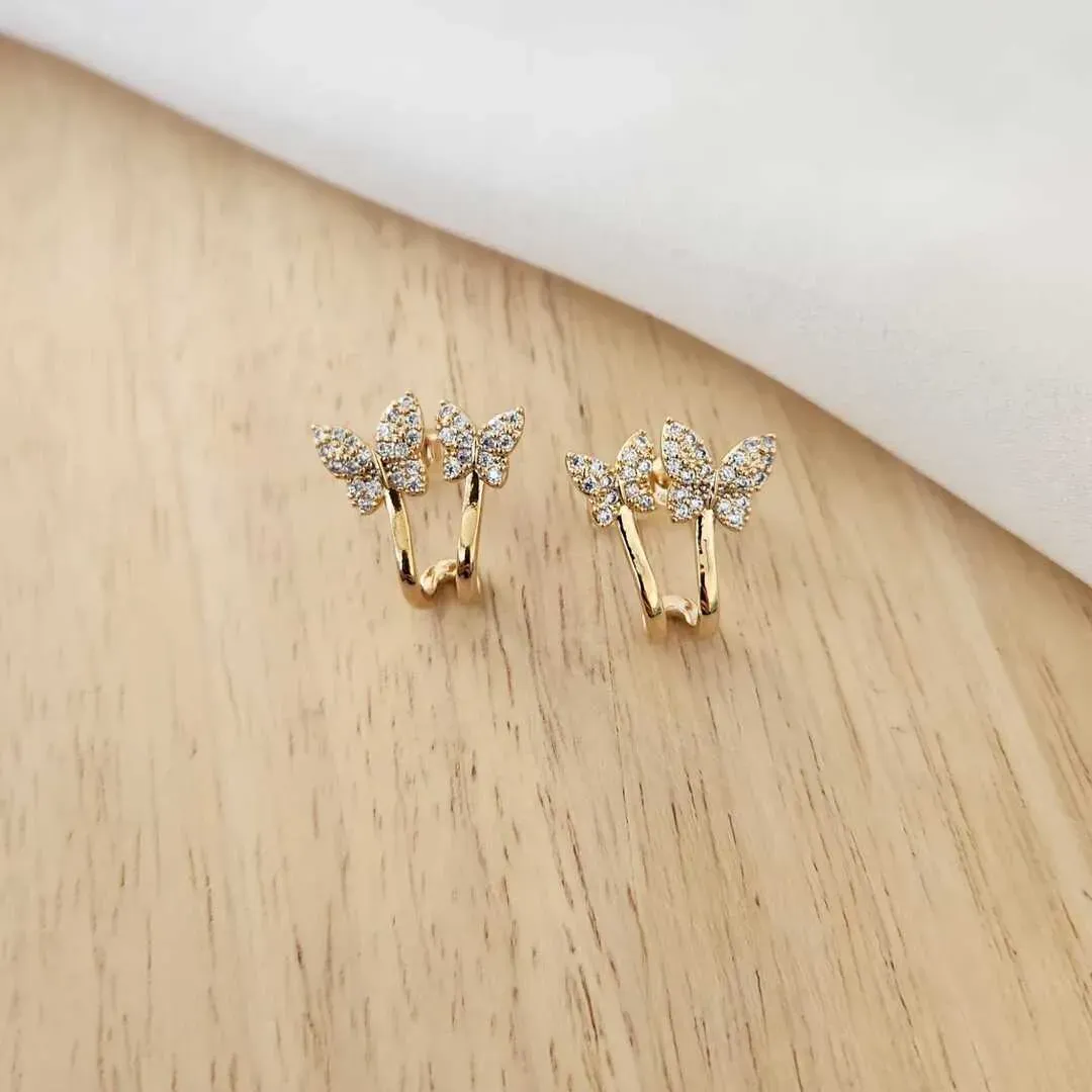BRINCO EAR CUFF DUAS BORBOLETAS CRAVEJADAS EM MICROZIRCÔNIAS CRISTAL