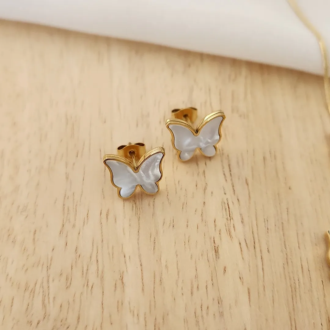 CONJUNTO BORBOLETAS EM MADREPÉROLA DOURADO