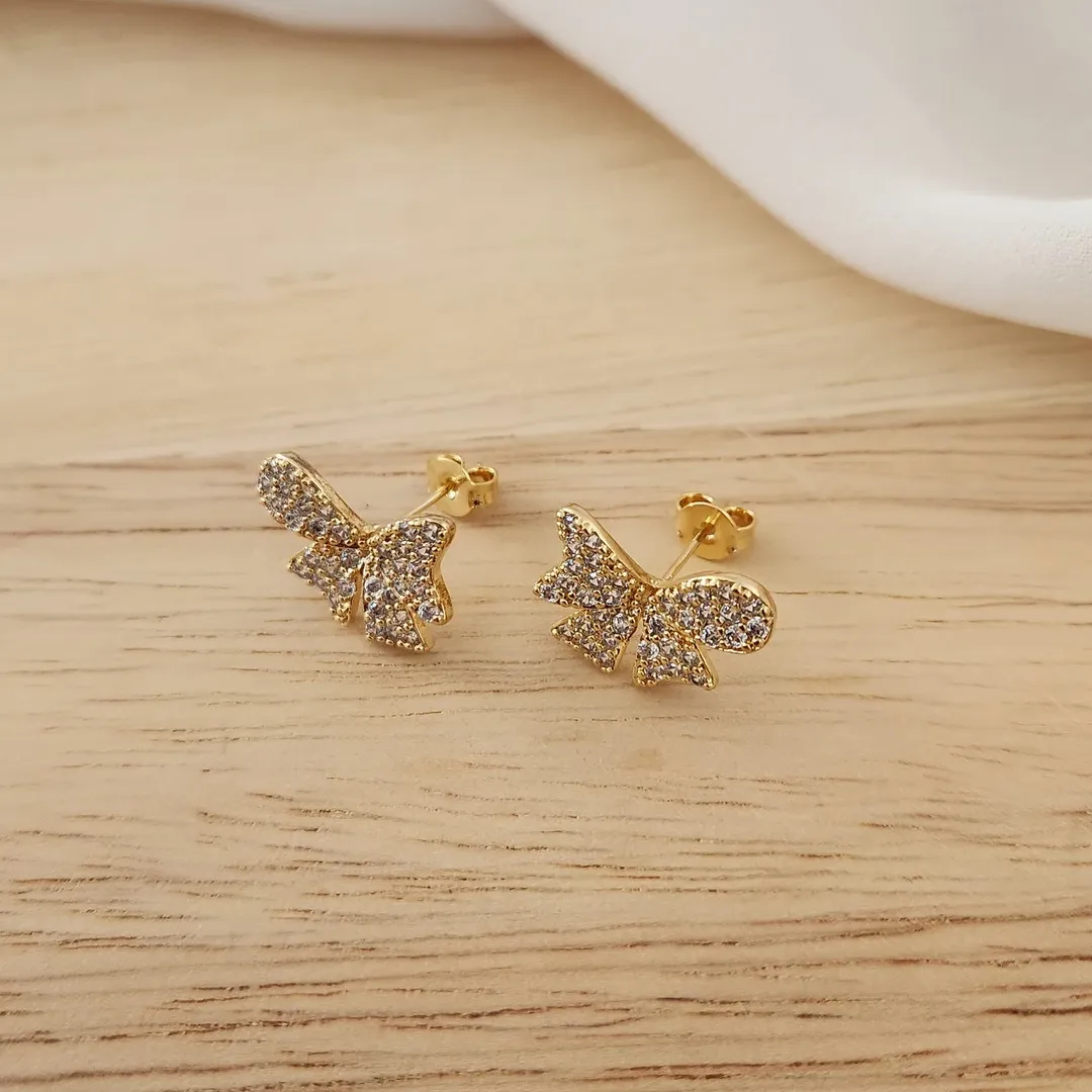 BRINCO LAÇO CRAVEJADO EM MICROZIRCÔNIAS CRISTAL