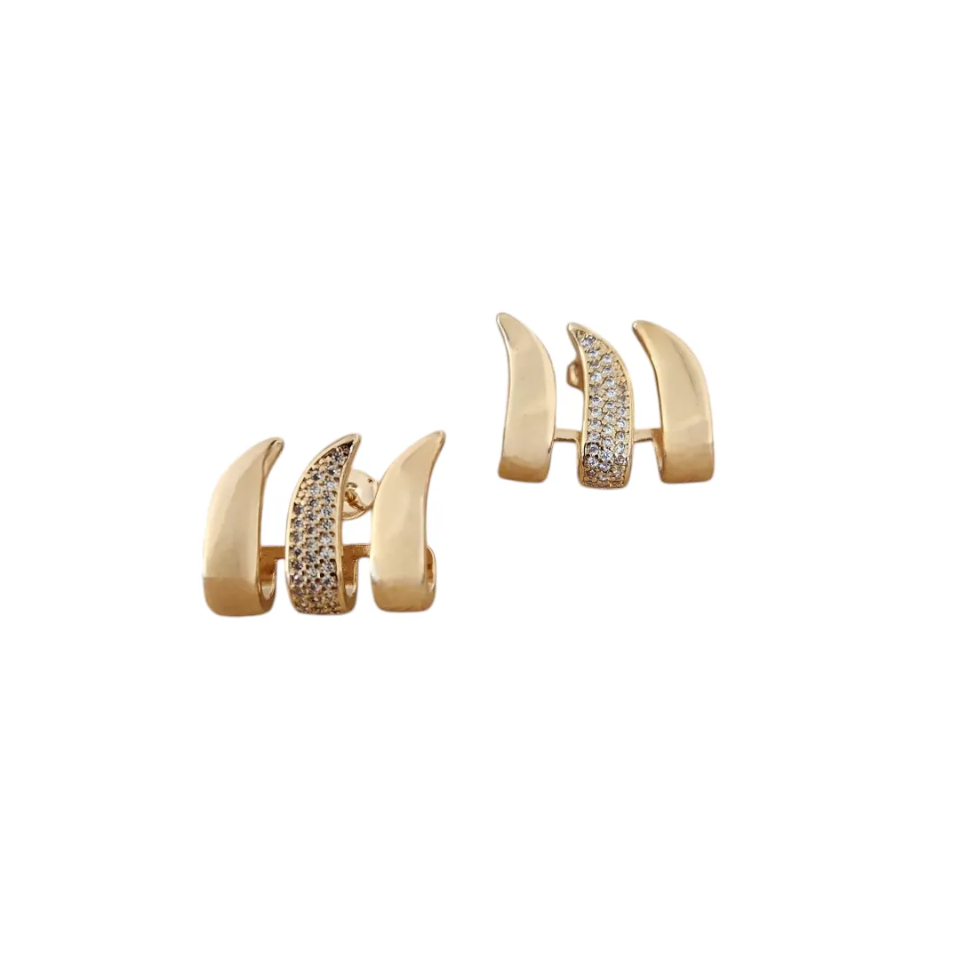 BRINCO EAR CUFF TRÊS FIOS COM UM CRAVEJADO EM MICROZIRCÔNIAS CRISTAL