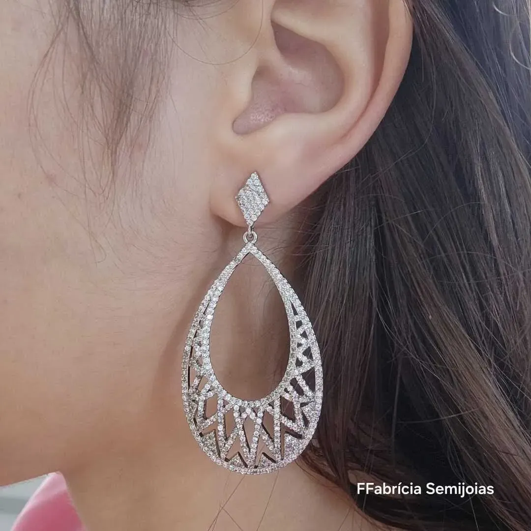 BRINCO FESTA RÓDIO BRANCO CRAVEJADO MICROZIRCÔNIAS CRISTAL