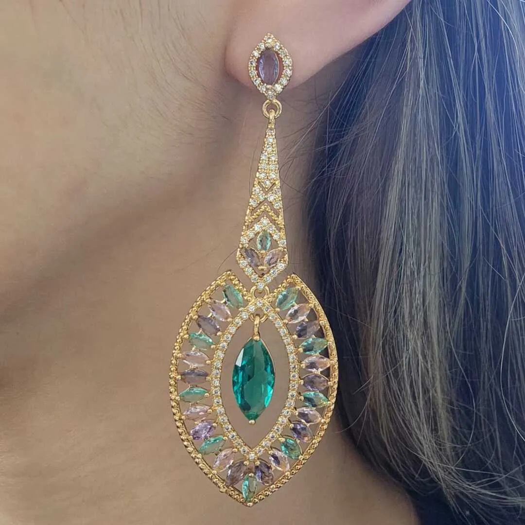 BRINCO FESTA GOTA CRAVEJADO EM NAVETES COLORIDAS E MICROZIRCÔNIAS CRISTAL