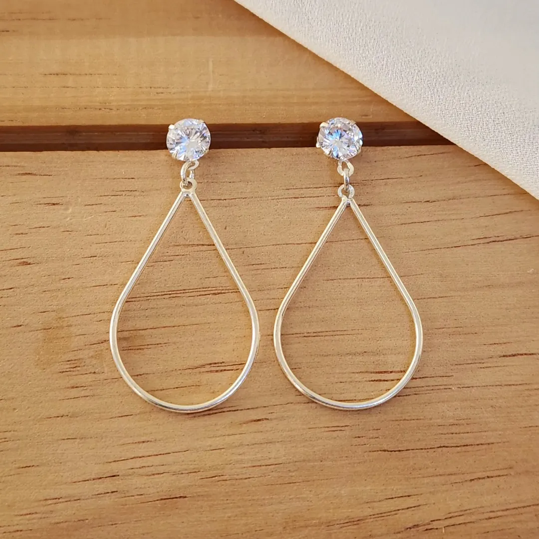 BRINCO PRATA 925 GOTA COM ZIRCÔNIA CRISTAL CRISTAL