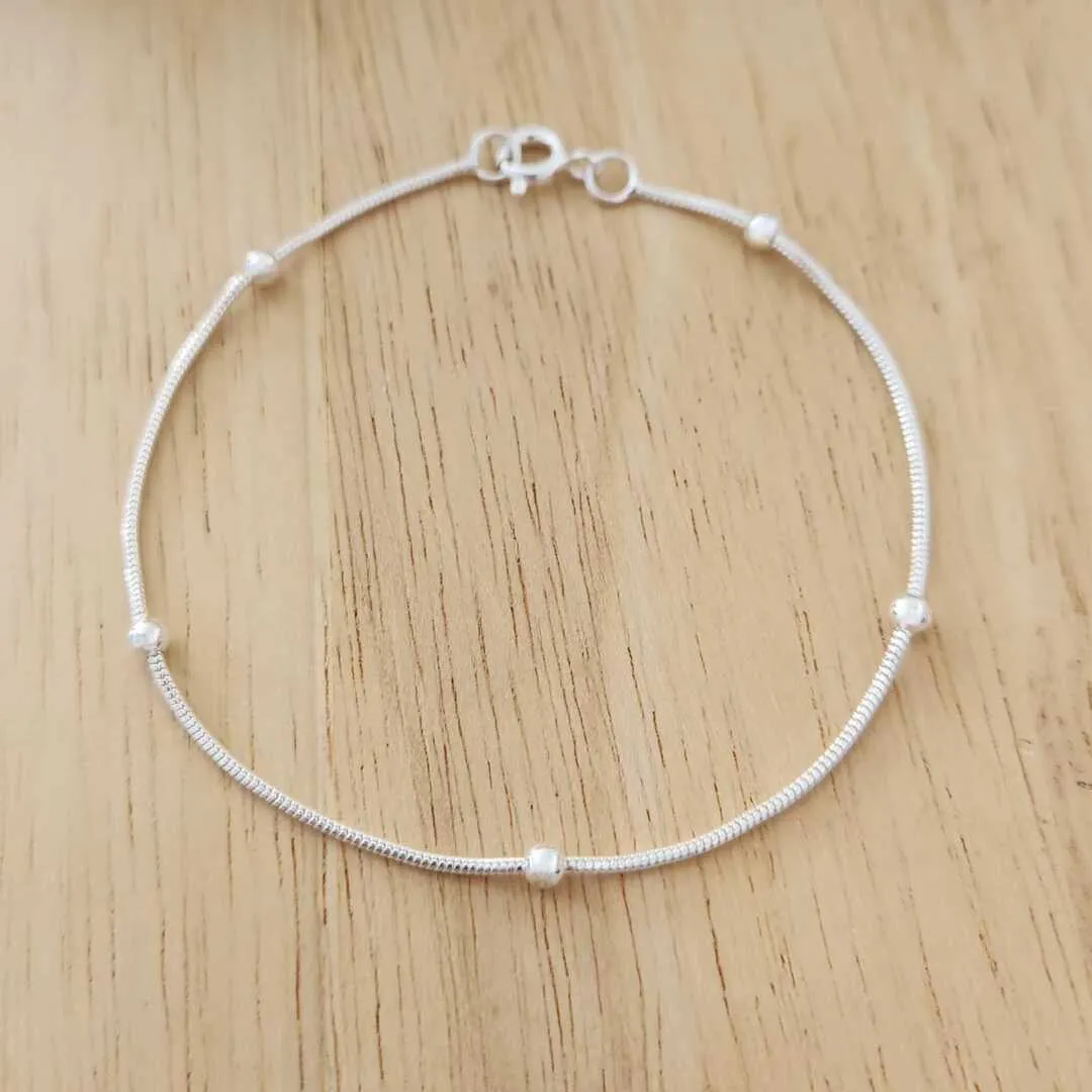 PULSEIRA RABO DE RATO COM BOLINHA 18CM