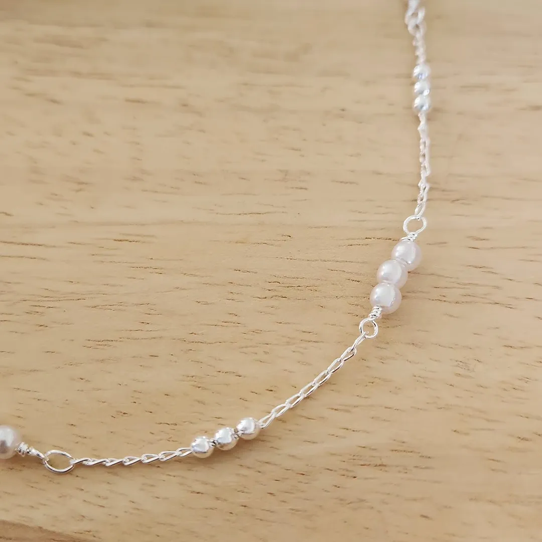COLAR CHOKER PÉROLAS COM BOLINHAS 3X3 30+10CM