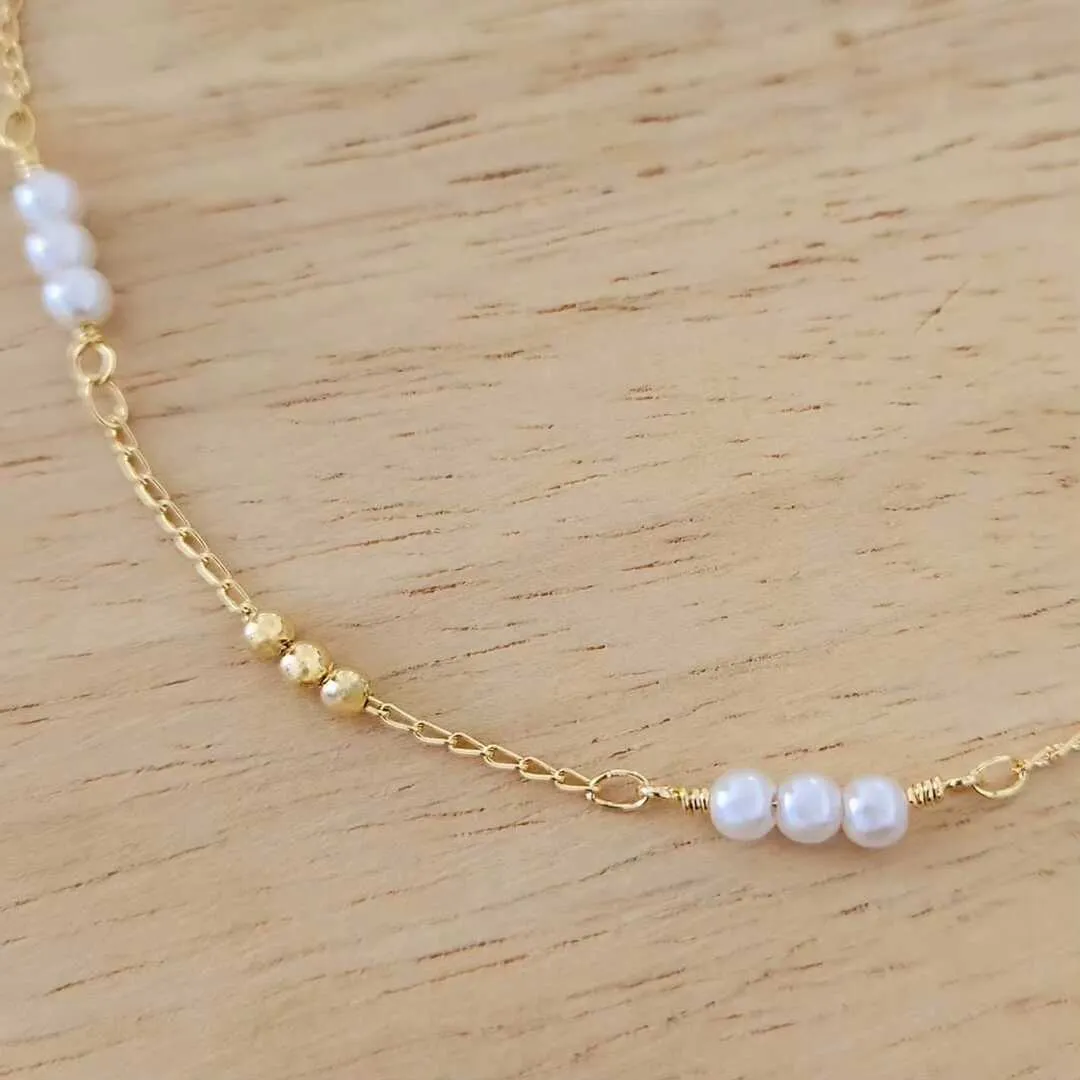 COLAR CHOKER PÉROLAS COM BOLINHAS 3X3 30+10CM