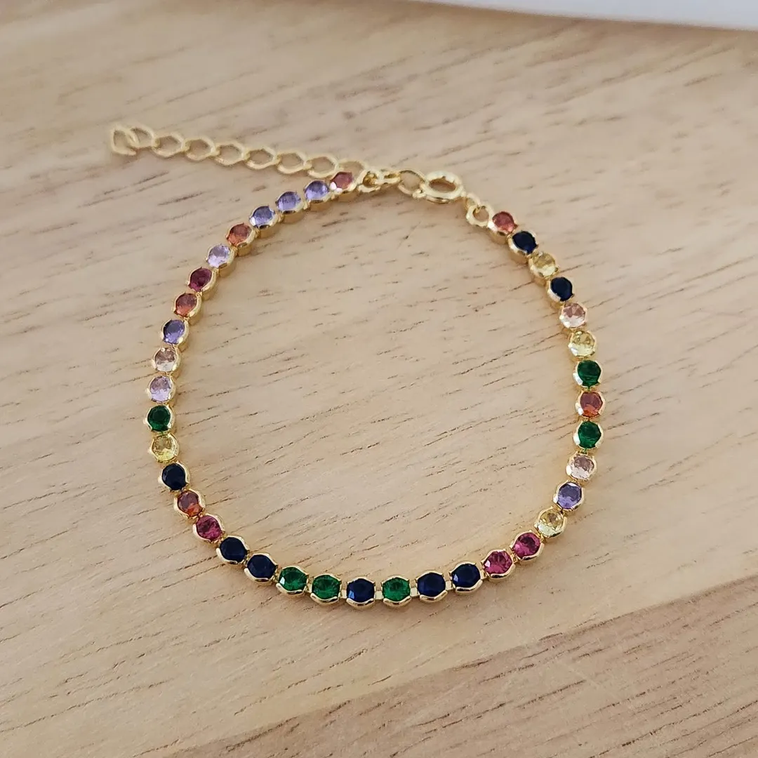 PULEIRAS ZIRCÔNIAS COLORIDAS CRAVAÇÃO INGLESA 3MM