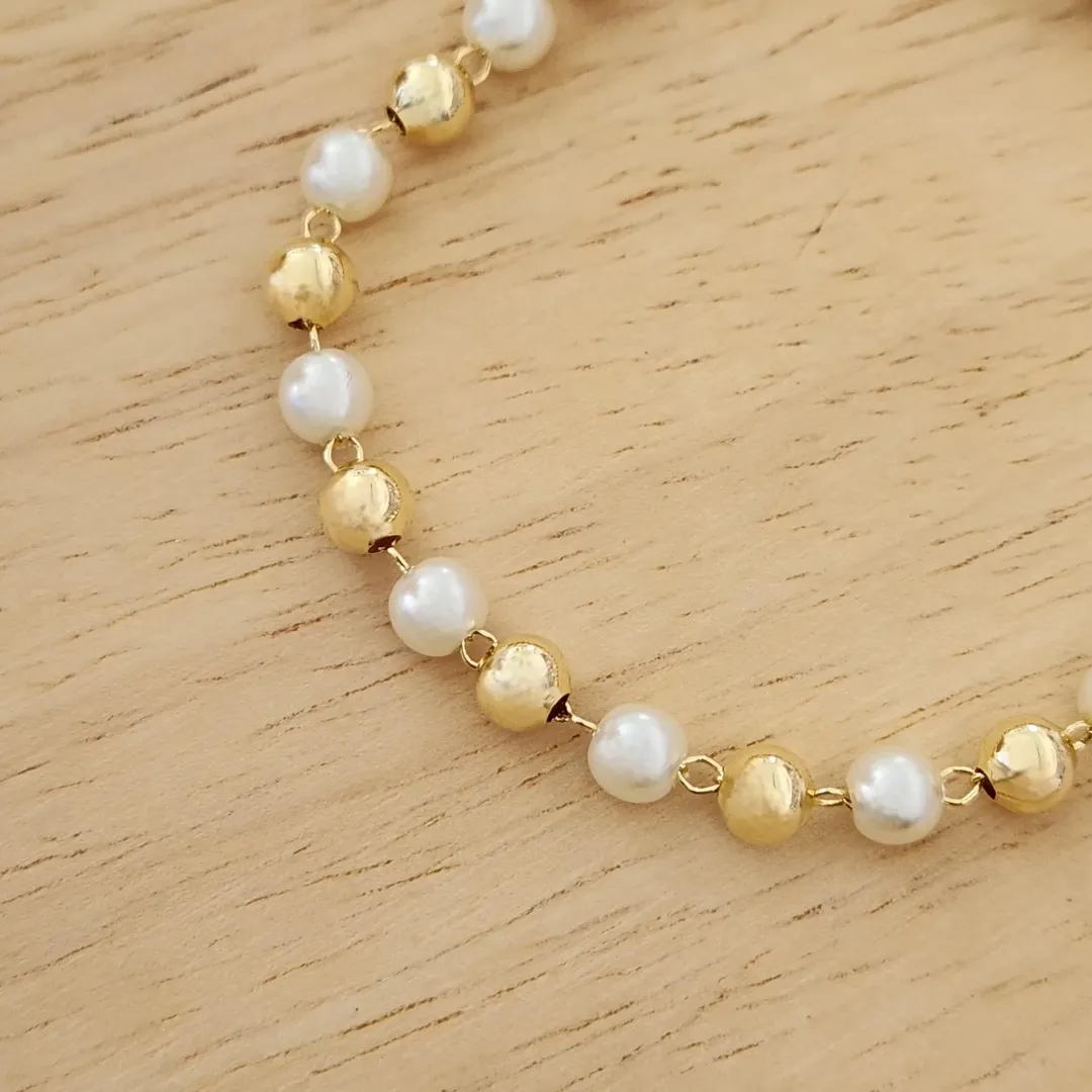 PULSEIRA PÉROLAS E BOLAS 18CM