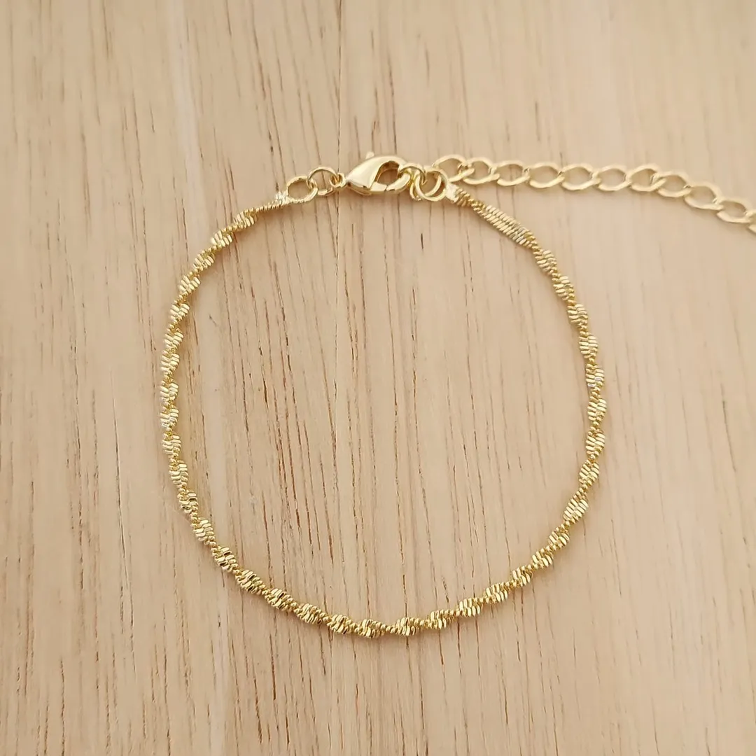 PULSEIRA FITA TORCIDA 2MM 18CM