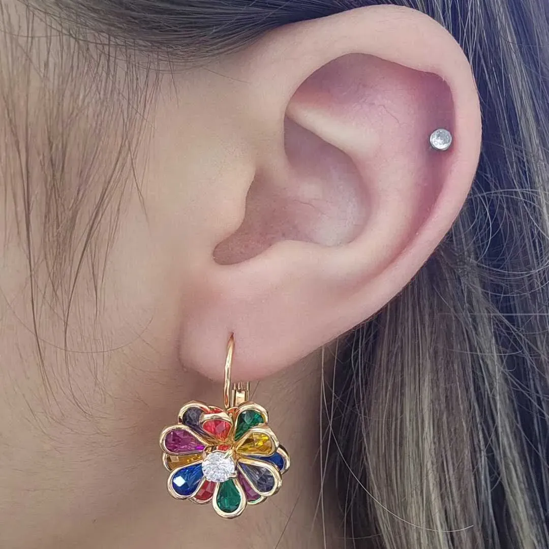 BRINCO GANCHO FLOR G TONS FORTES PONTAS