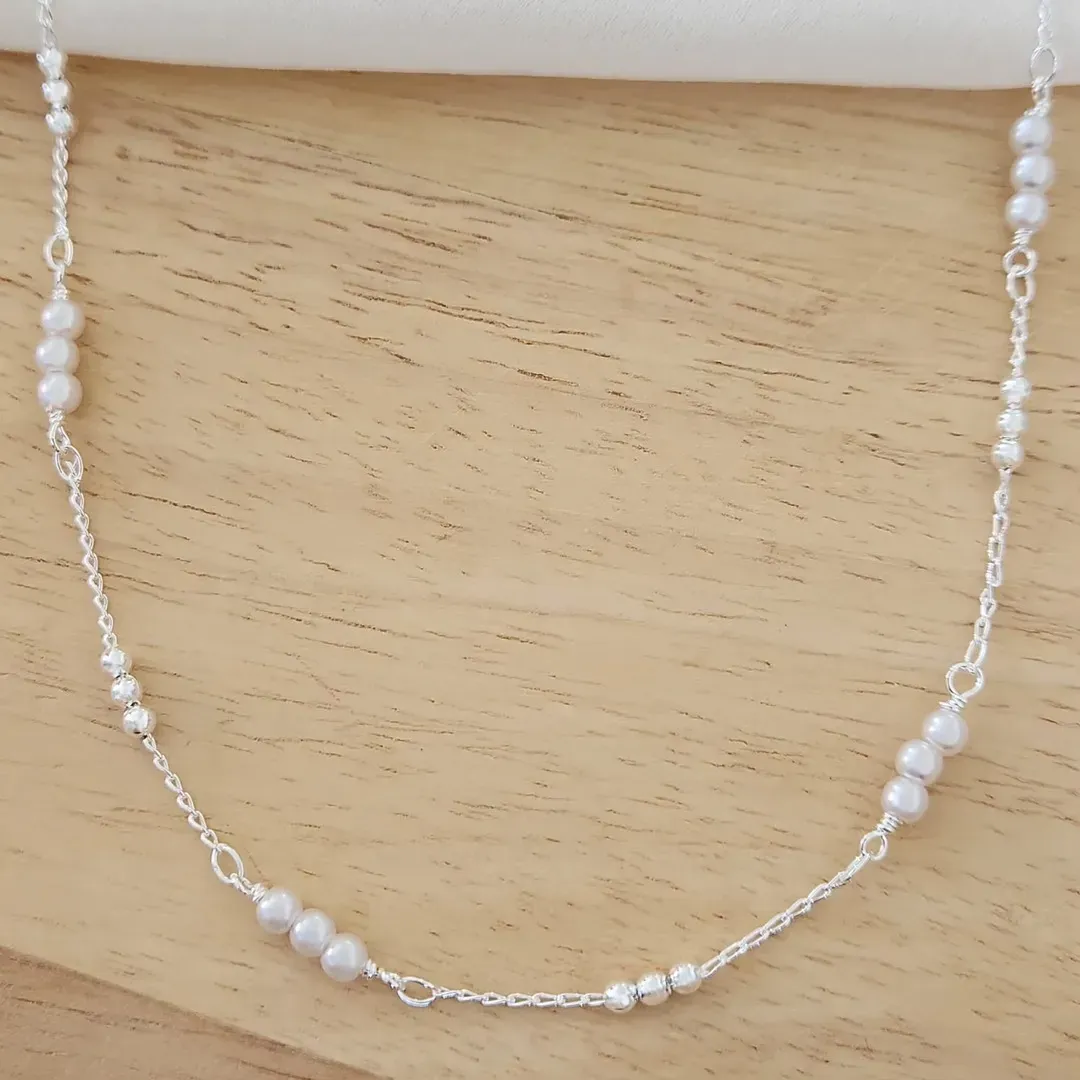 COLAR CHOKER PÉROLAS COM BOLINHAS 3X3 30+10CM