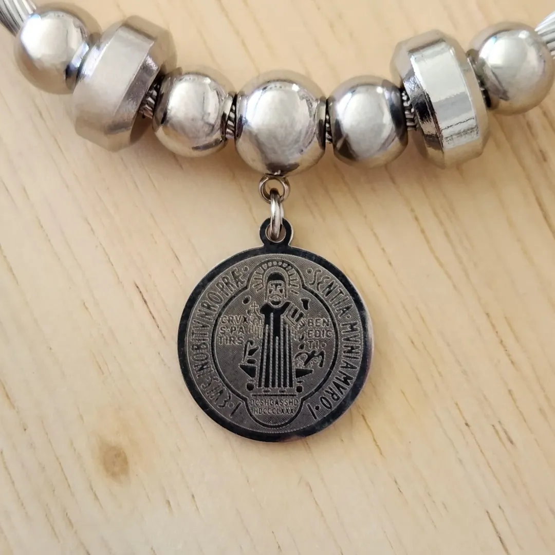 BRACELETE PULSEIRA AÇO PINGENTES E SÃO BENTO