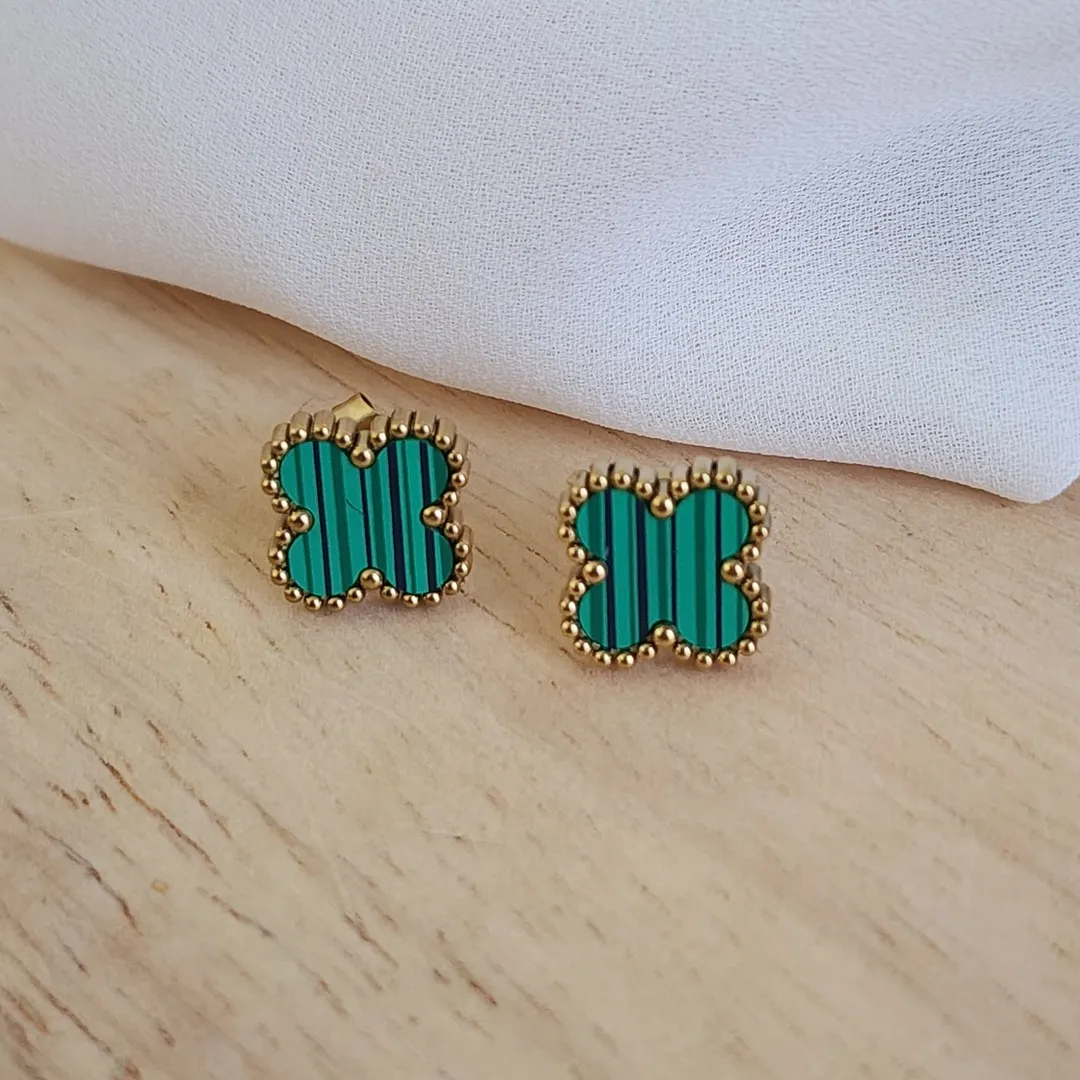BRINCO AÇO DOURADO TREVO VERDE G