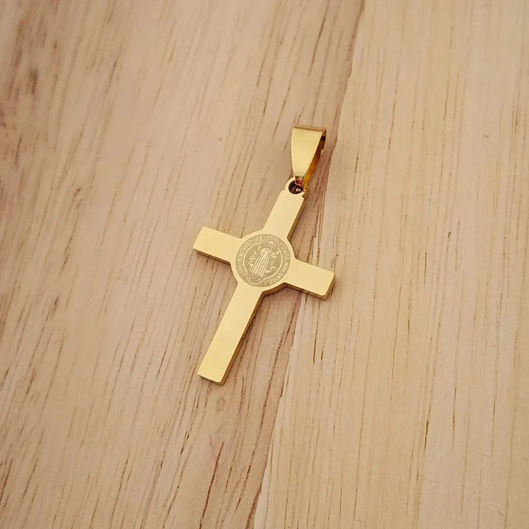 PINGENTE AÇO DOURADO CRUZ SÃO BENTO