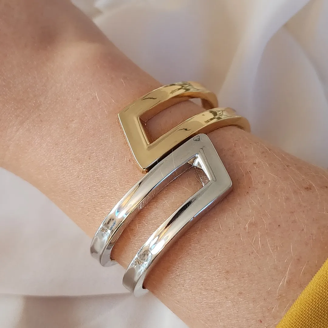 BRACELETE DOURADO E PRATA VAZADO GRANDE