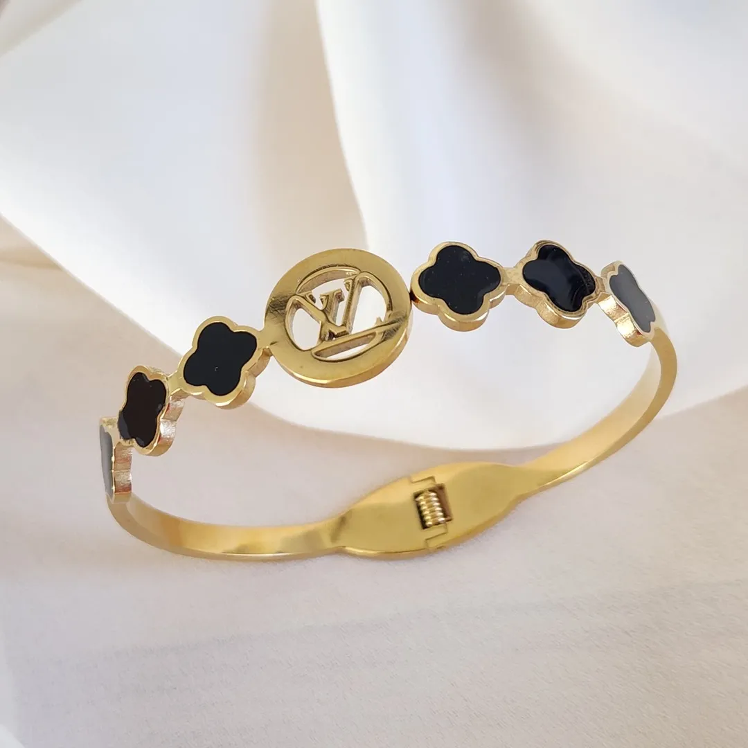 BRACELETE PULSEIRA AÇO TREVOS PRETOS VL