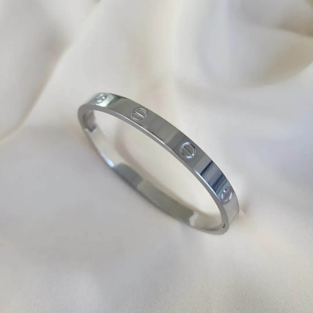 BRACELETE PULSEIRA INSPIRAÇÃO VIRGÍNIA CART AÇO