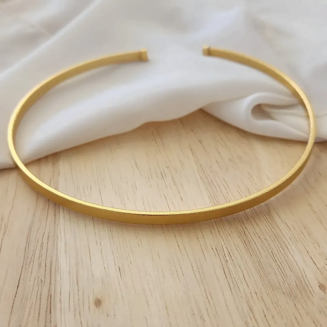 COLAR GARGANTINHA CHOKER CHAPADA DOURADA FOSQUEADA