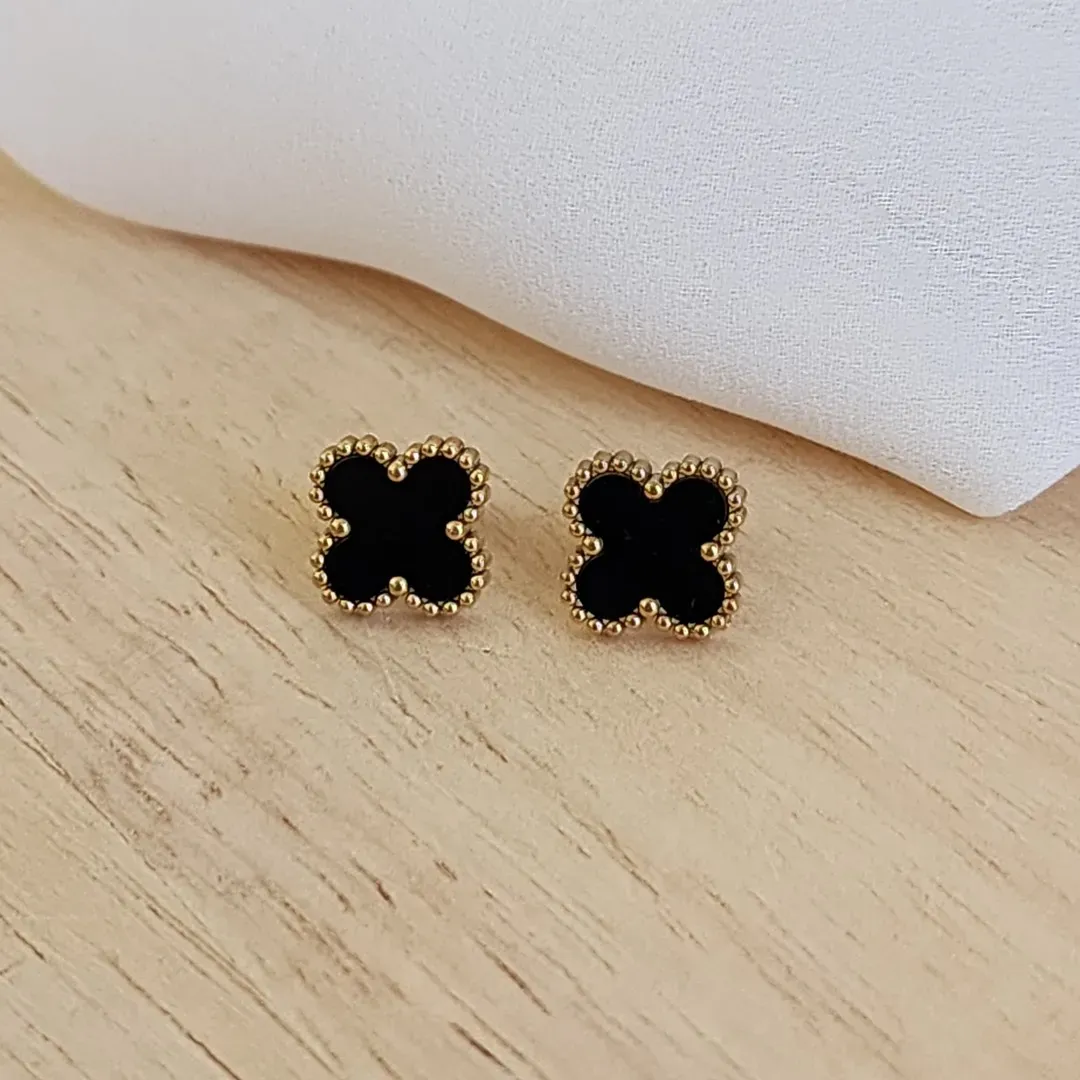 BRINCO AÇO DOURADO TREVO PRETO G