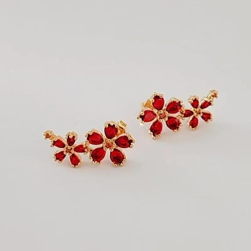 BRINCO EAR CUFF DOURADO FLORES RUBI