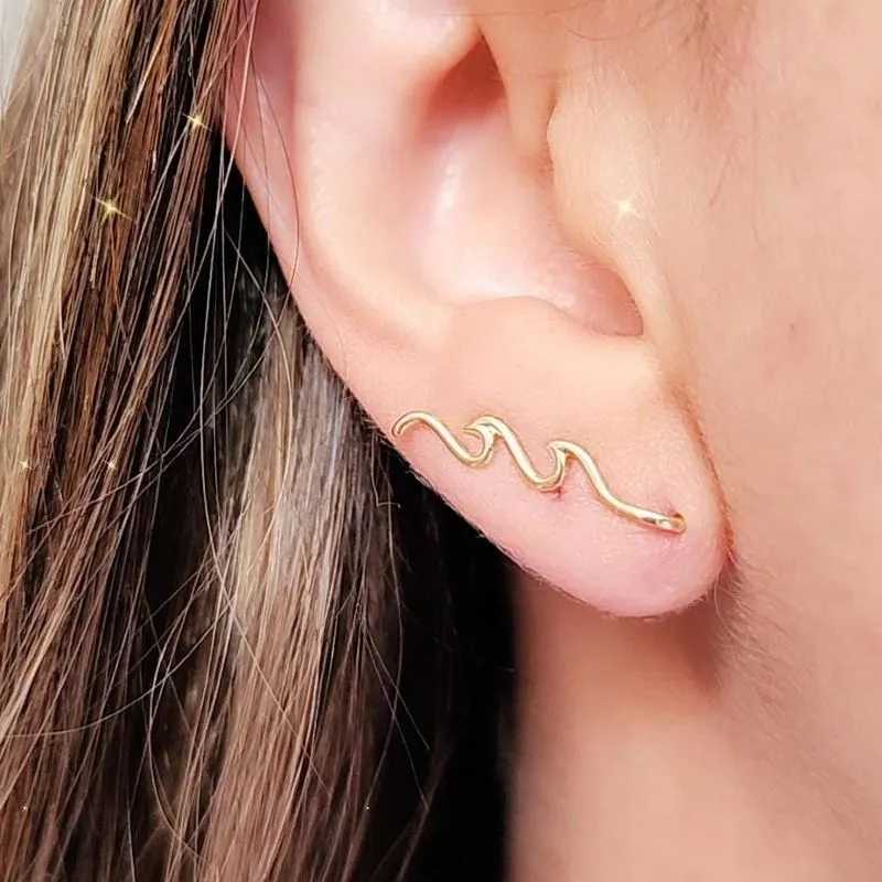 EAR CUFF DOURADO ONDAS