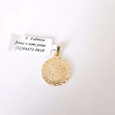 PINGENTE DOURADO SÃO MIGUEL ARCANJO