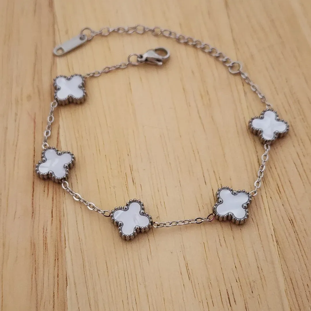 PULSEIRA AÇO CINCO TREVOS MADREPÉROLA M