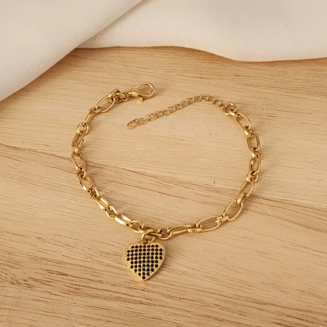 PULSEIRA DOURADA CORAÇÃO CRAVEJADO EM MICROZIRCÔNIAS NEGRAS
