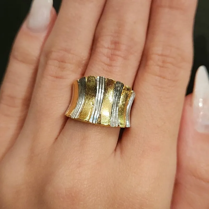 ANEL ABAULADO BANHO TONS AMARELO E BRANCO