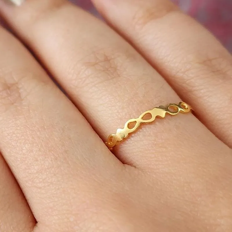 ANEL DOURADO CORAÇÕES E INFINITO