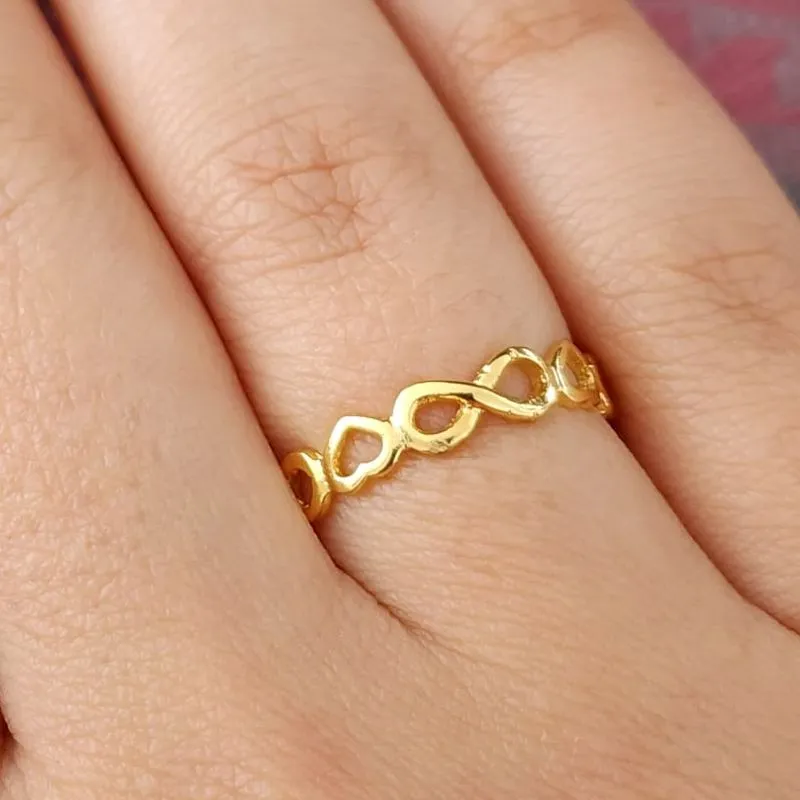 ANEL DOURADO INFINITO E CORAÇÃO