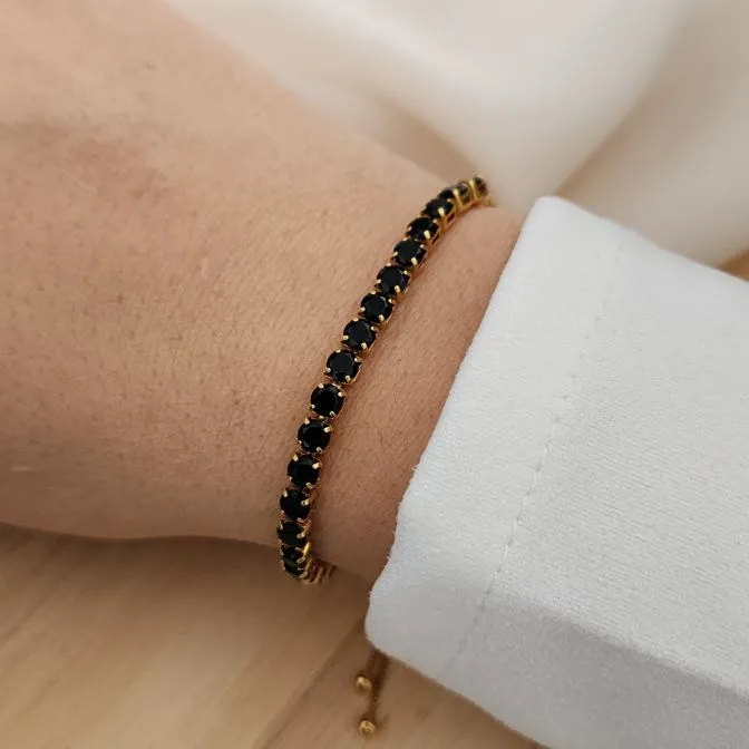 PULSEIRA DOURADA SHAMBALA PEDRAS NEGRAS