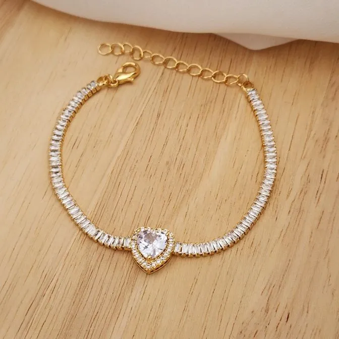 PULSEIRA NAVETES CORAÇÃO CRAVEJADA