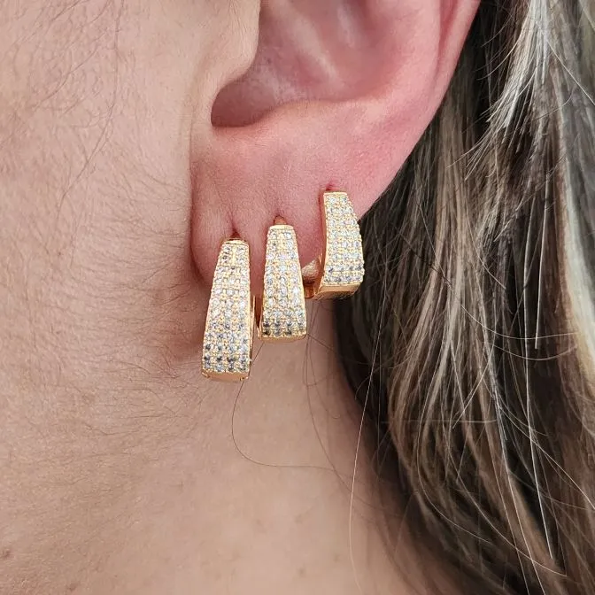 TRIO ARGOLAS CRAVEJADAS EM MICROZIRCÔNIAS GOTA TRÊS TAMANHOS