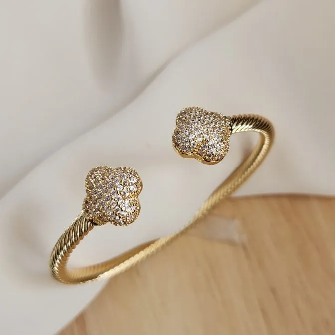 BRACELETE ARO DOIS TREVOS CRAVJADOS EM ZIRCÔNIAS