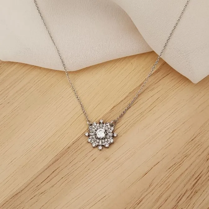 COLAR REDONDO COM PONTAS RÓDIO BRANCO - ZIRCÔNIA CRISTAL