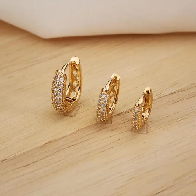 TRIO ARGOLAS CRAVEJADAS EM MICROZIRCÔNIAS GOTA TRÊS TAMANHOS FUNDO VAZADO